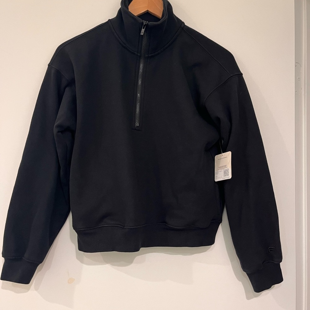 Fabletics women's Black 1/2 Zip Sweatshirt BNWT
